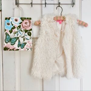 💗Say What? Faux Fur Girls Vest💗